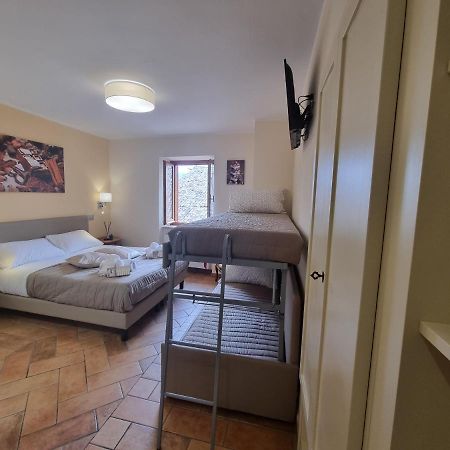 Lucyben Guesthouse Cascia Bagian luar foto
